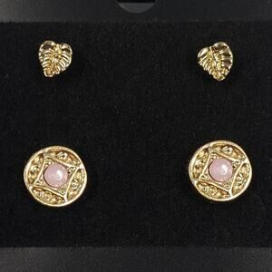 5/10 NWT 2 pair of fun fashion leaf and dream catcher earrings